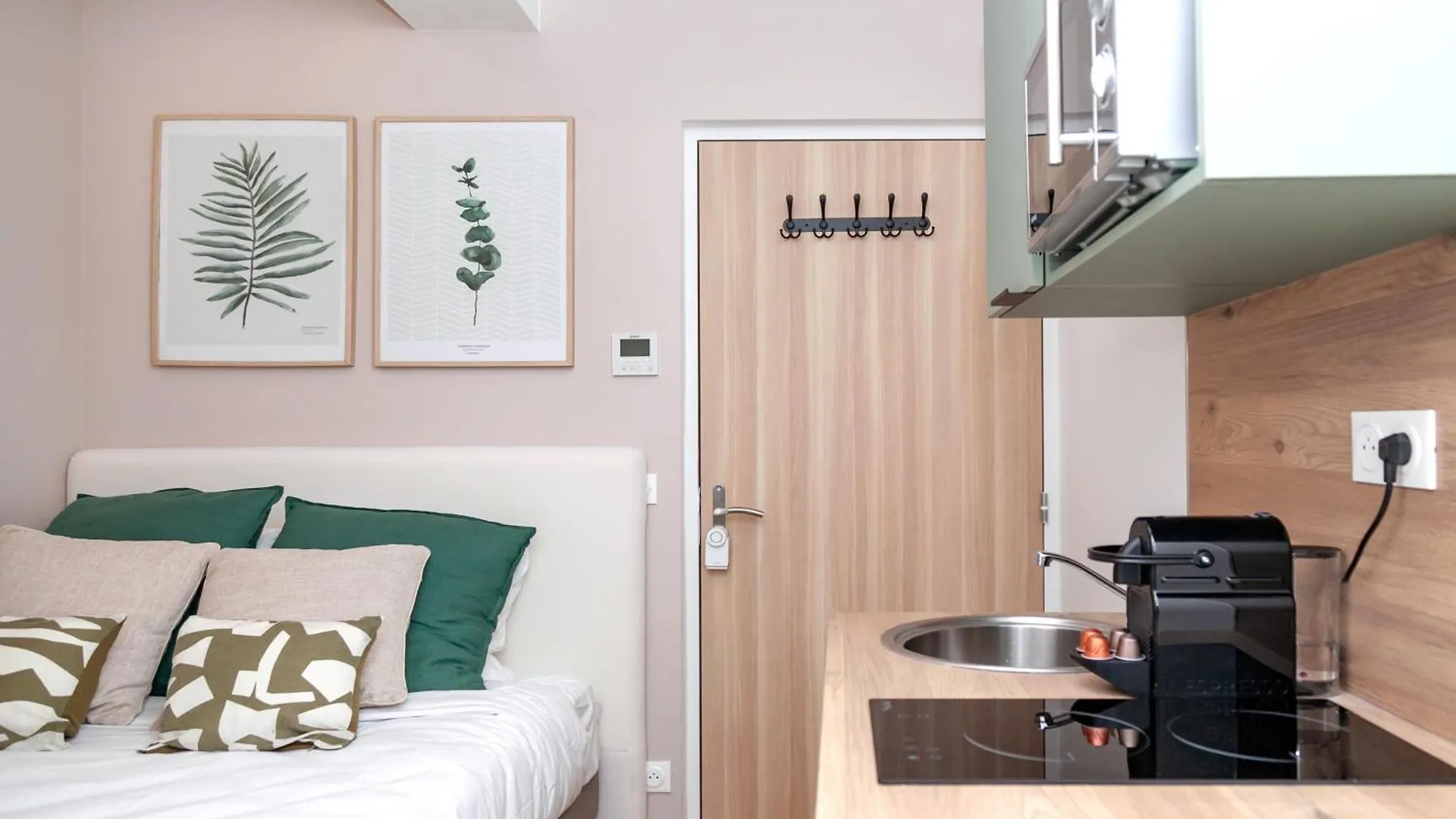 Nets Inn Apartments - Buttes Chaumont D Parigi